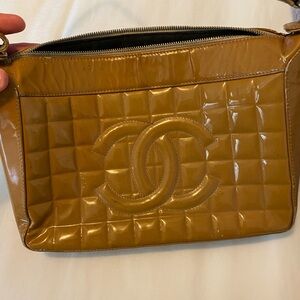 AUTHENTIC Chanel purse